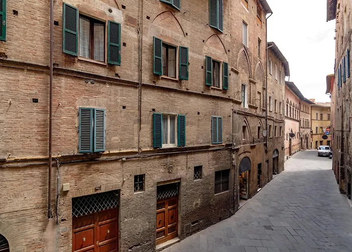 Guesthost - Castellare Degli Ugurgieri *