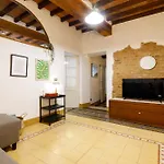 Apartment Guesthost - Castellare Degli Ugurgieri Siena